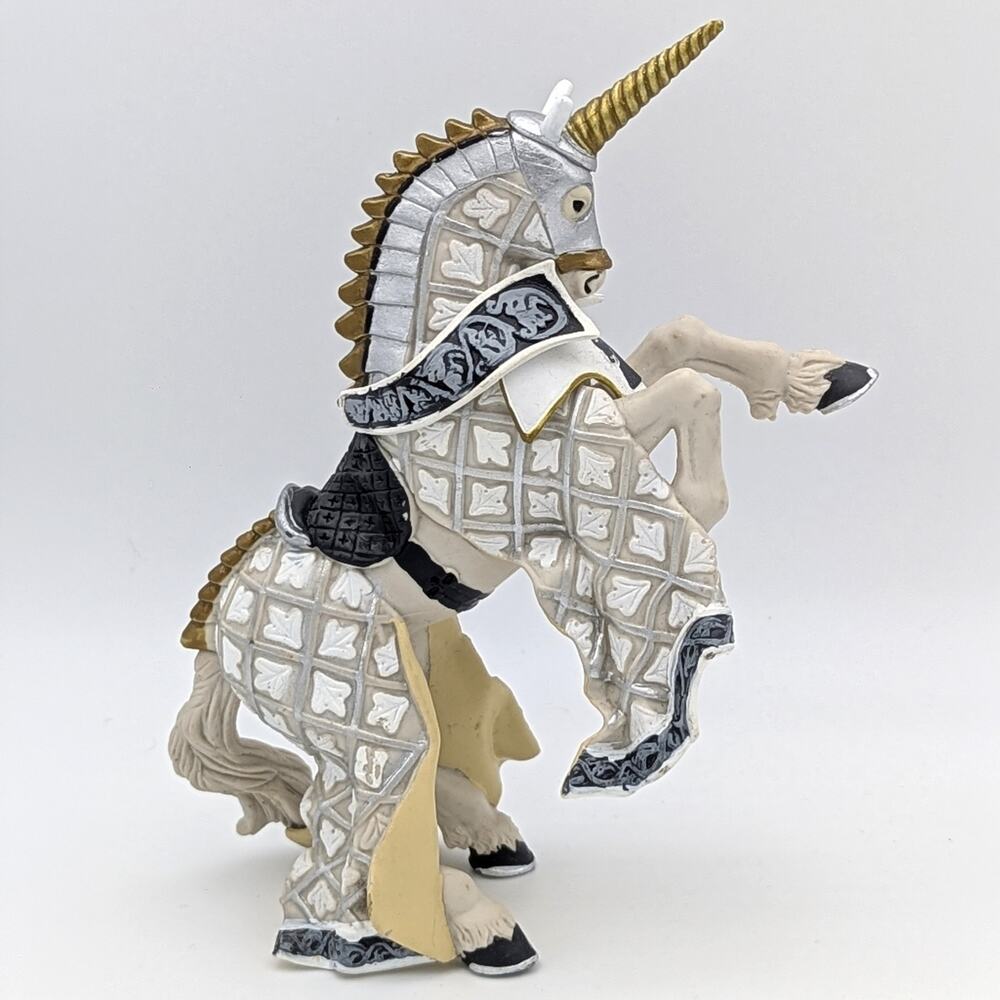 💜Papo 2007 Weapon Master Unicorn Armored Horse #39916